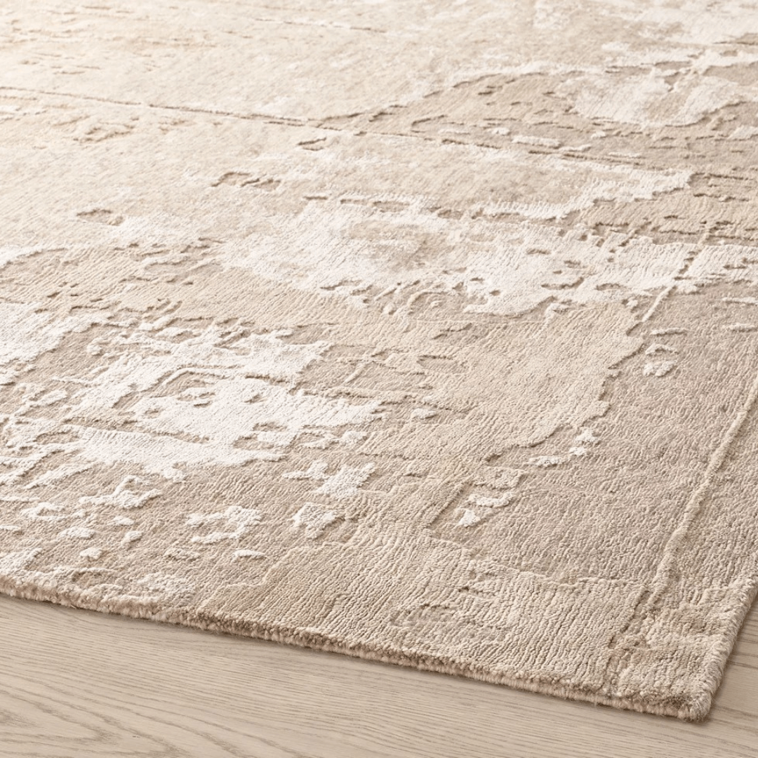 Stonewashed Ivory Carpet | Luxury Wool & Silk Hand - knotted - The Carpetier™