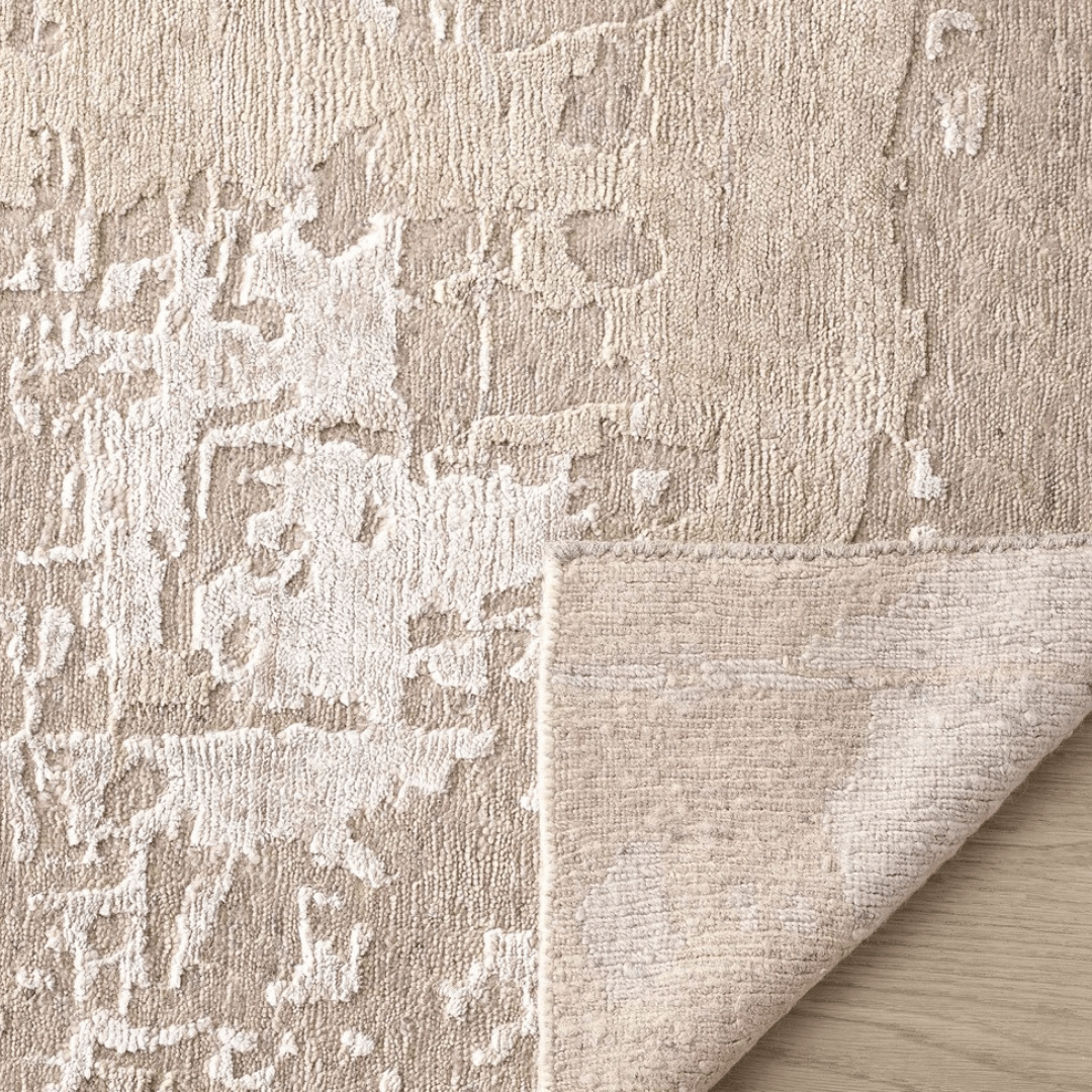 Stonewashed Ivory Carpet | Luxury Wool & Silk Hand - knotted - The Carpetier™