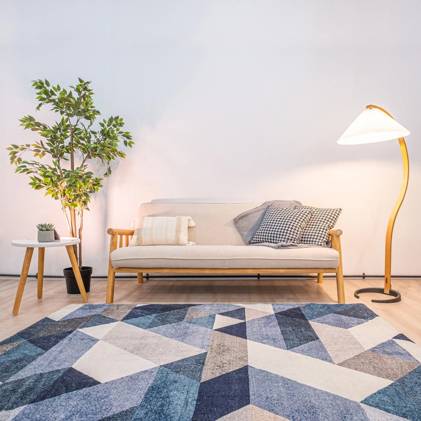 M-2632 Modern Carpet - The Carpetier™