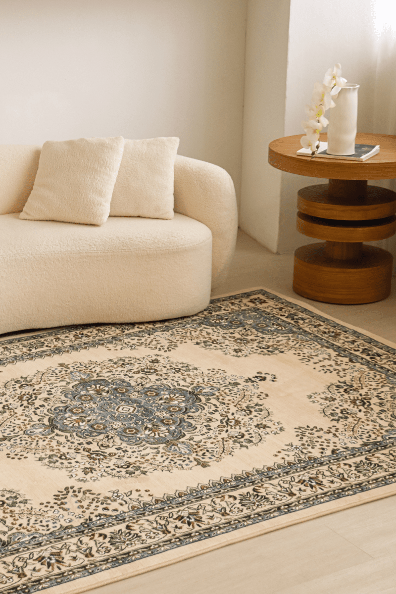 Blueveil Medallion Carpet | Polyfibre Cashmere - The Carpetier™