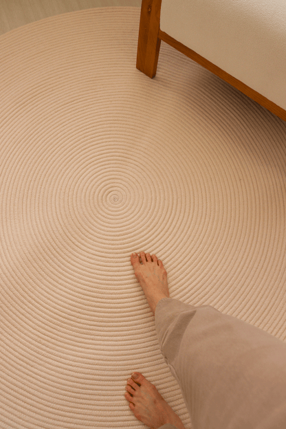 Champagne Beige Round Carpet | 100% Nylon | Dual - Sided - The Carpetier™