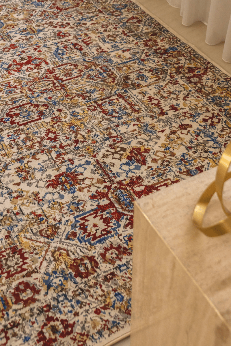 Crimson Heritage Carpet | Polyfibre Cashmere - The Carpetier™