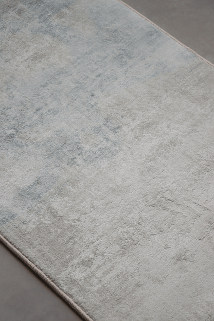 Glacier Mist Floor Mat | Polyfibre Cashmere - The Carpetier™