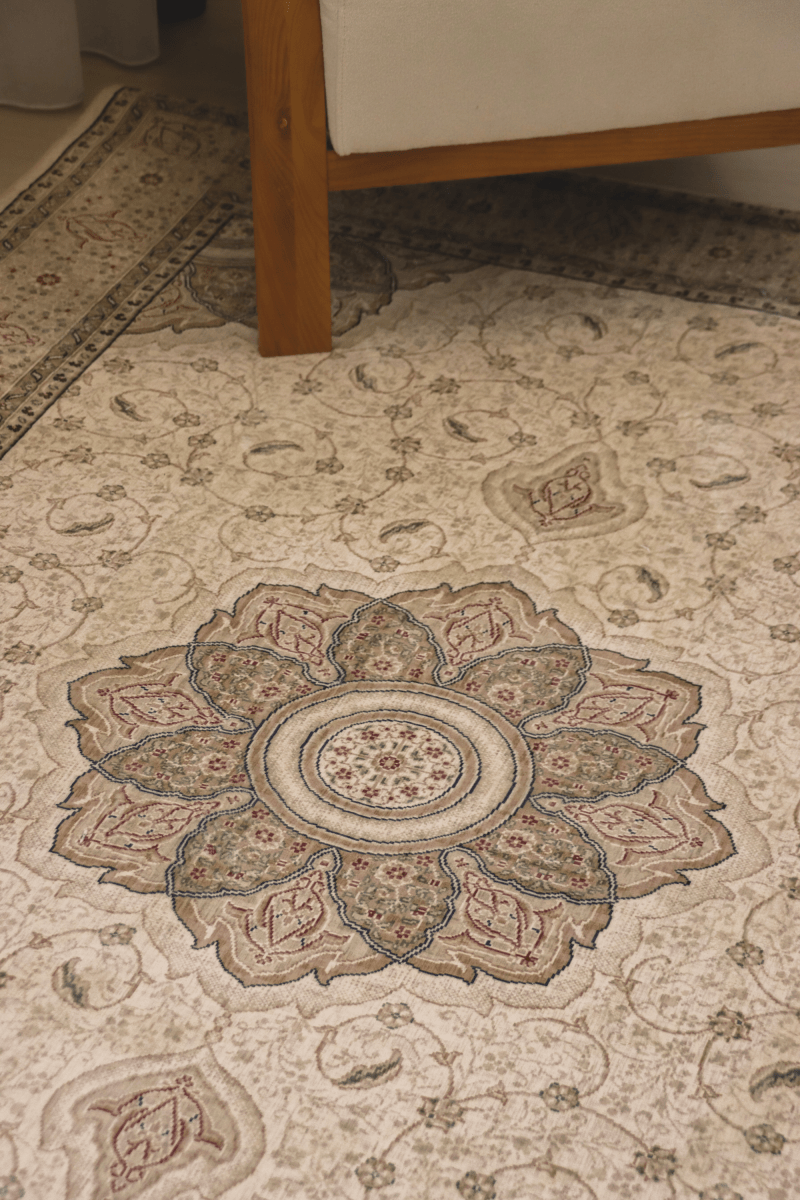 Ivory Palace Carpet | Polyfibre Cashmere - The Carpetier™