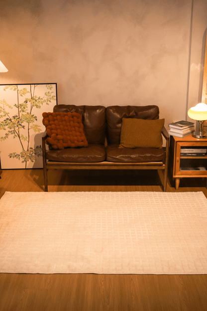 Lattice Cream Carpet | Wilton Dyed Series - The Carpetier™