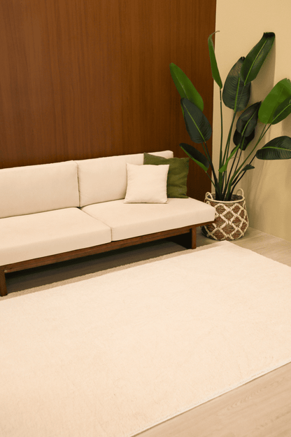 Pearl White Mid - Pile LuxeFur Carpet | LuxeFur - The Carpetier™