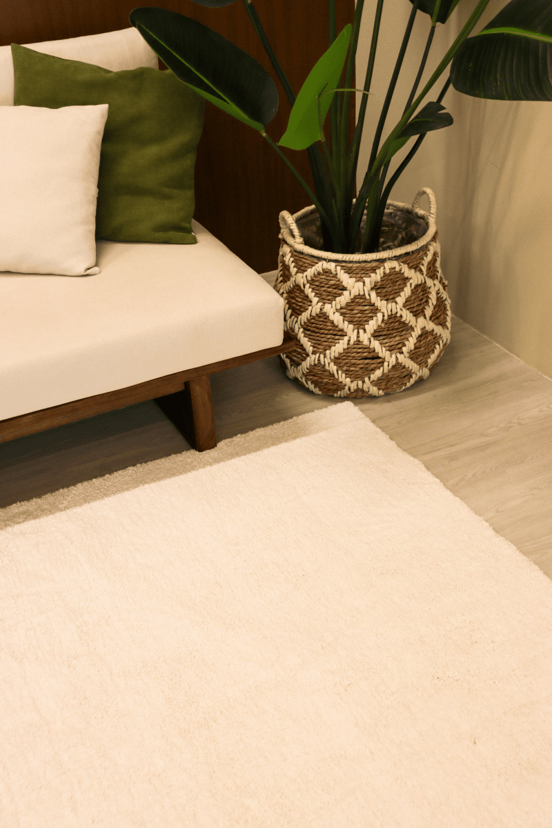 Pearl White Mid - Pile LuxeFur Carpet | LuxeFur - The Carpetier™