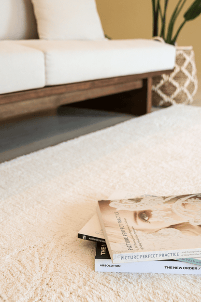 Pearl White Mid - Pile LuxeFur Carpet | LuxeFur - The Carpetier™