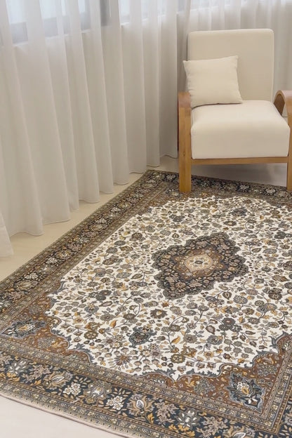 White Gold Medallion Carpet | Polyfibre Cashmere