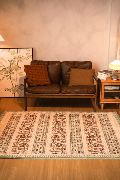 Rustic Florals Carpet | Wilton Dyed Series - The Carpetier™