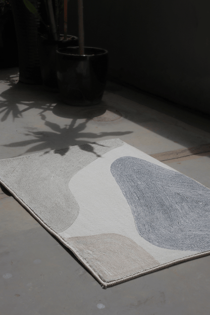 Sandy Grey Shores Floor Mat | Polyfibre Cashmere - The Carpetier™