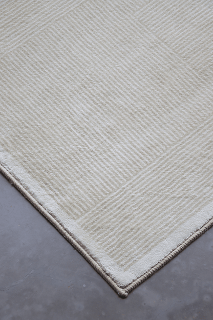Sandy Stripes Floor Mat | Polyfibre Cashmere - The Carpetier™