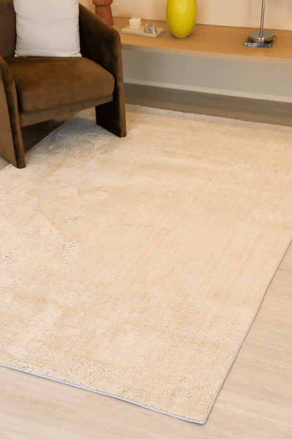 Soft Beige Mid - Pile LuxeFur Carpet | LuxeFur - The Carpetier™
