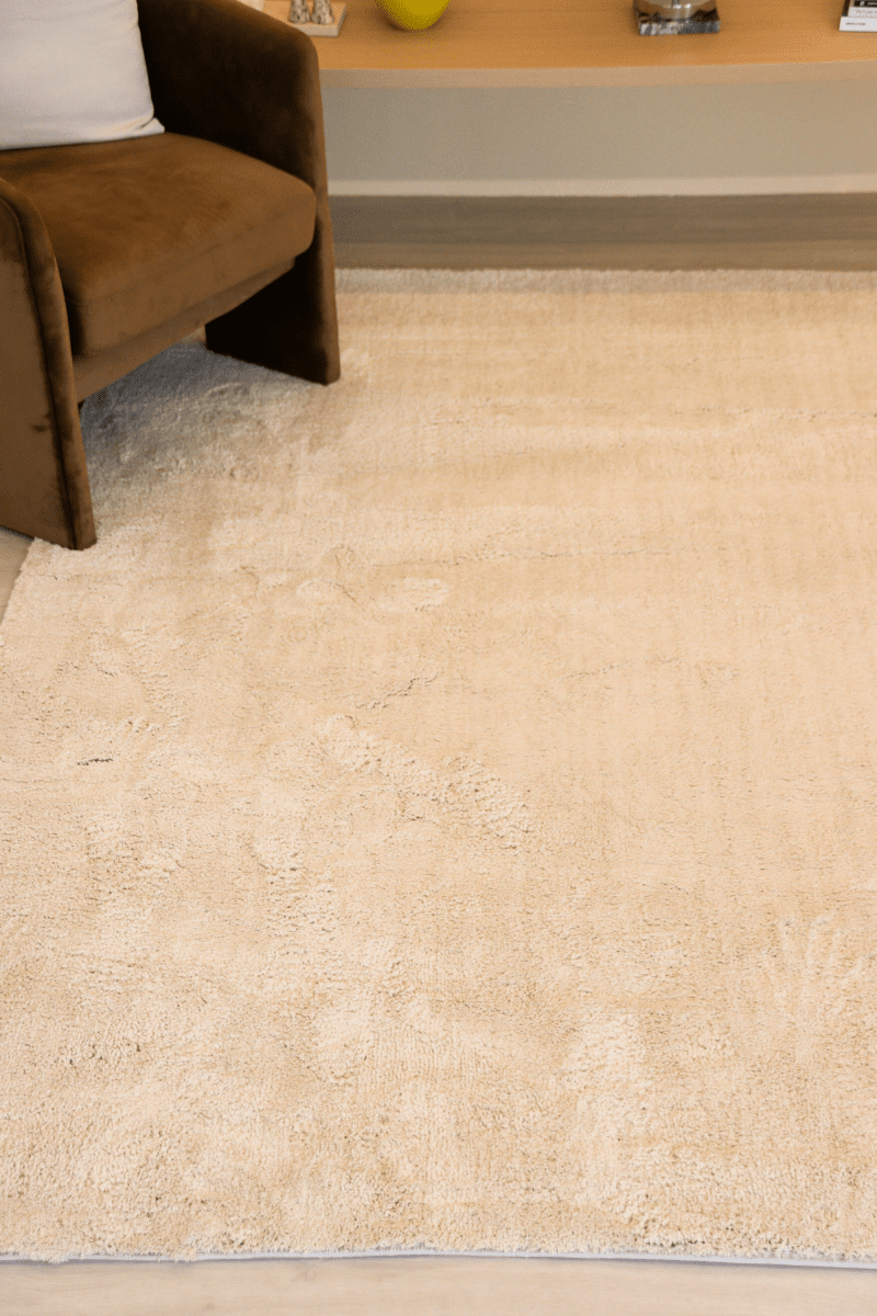 Soft Beige Mid - Pile LuxeFur Carpet | LuxeFur - The Carpetier™