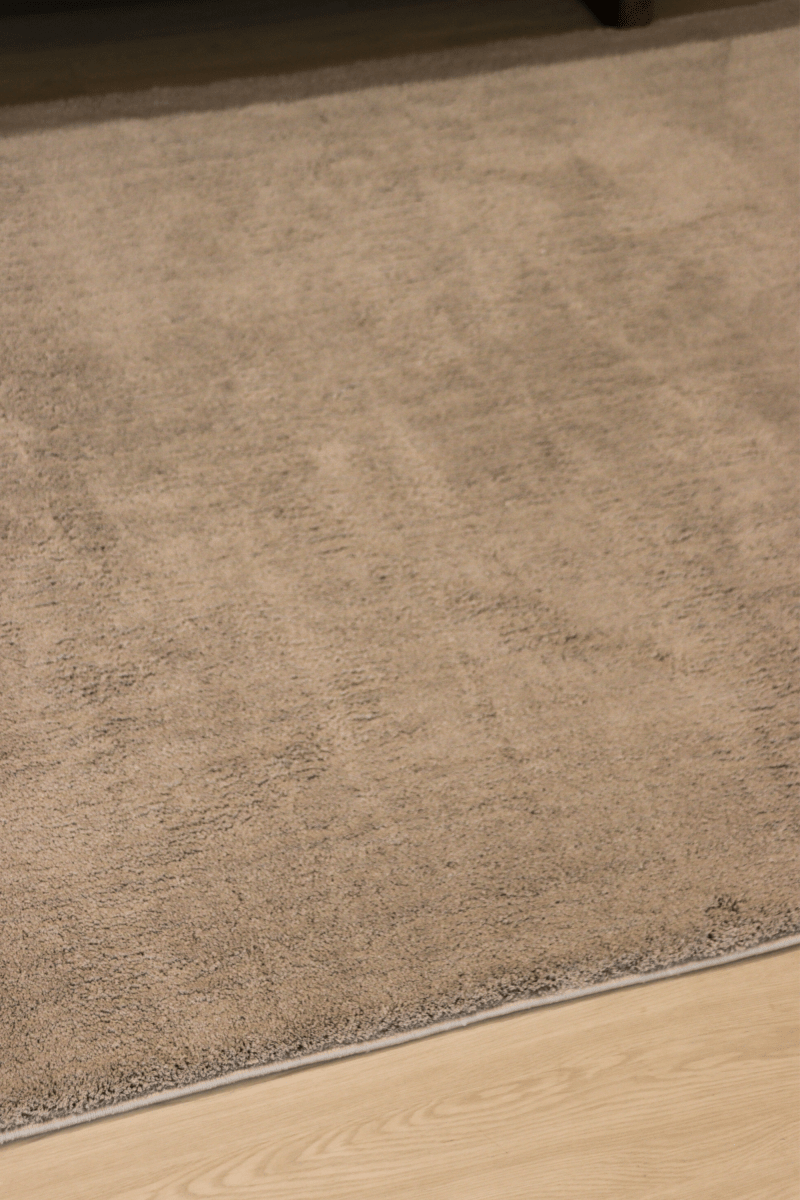 Soft Grey Mid - Pile LuxeFur Carpet | LuxeFur - The Carpetier™
