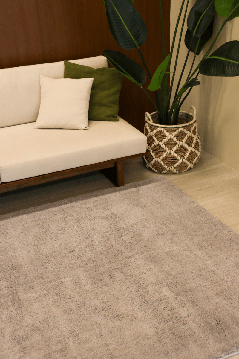Soft Grey Mid - Pile LuxeFur Carpet | LuxeFur - The Carpetier™