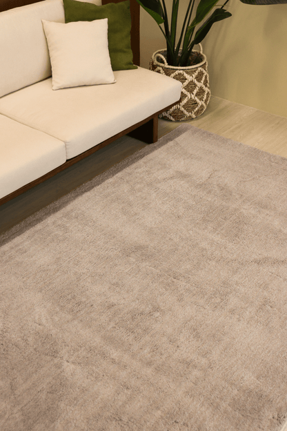 Soft Grey Mid - Pile LuxeFur Carpet | LuxeFur - The Carpetier™