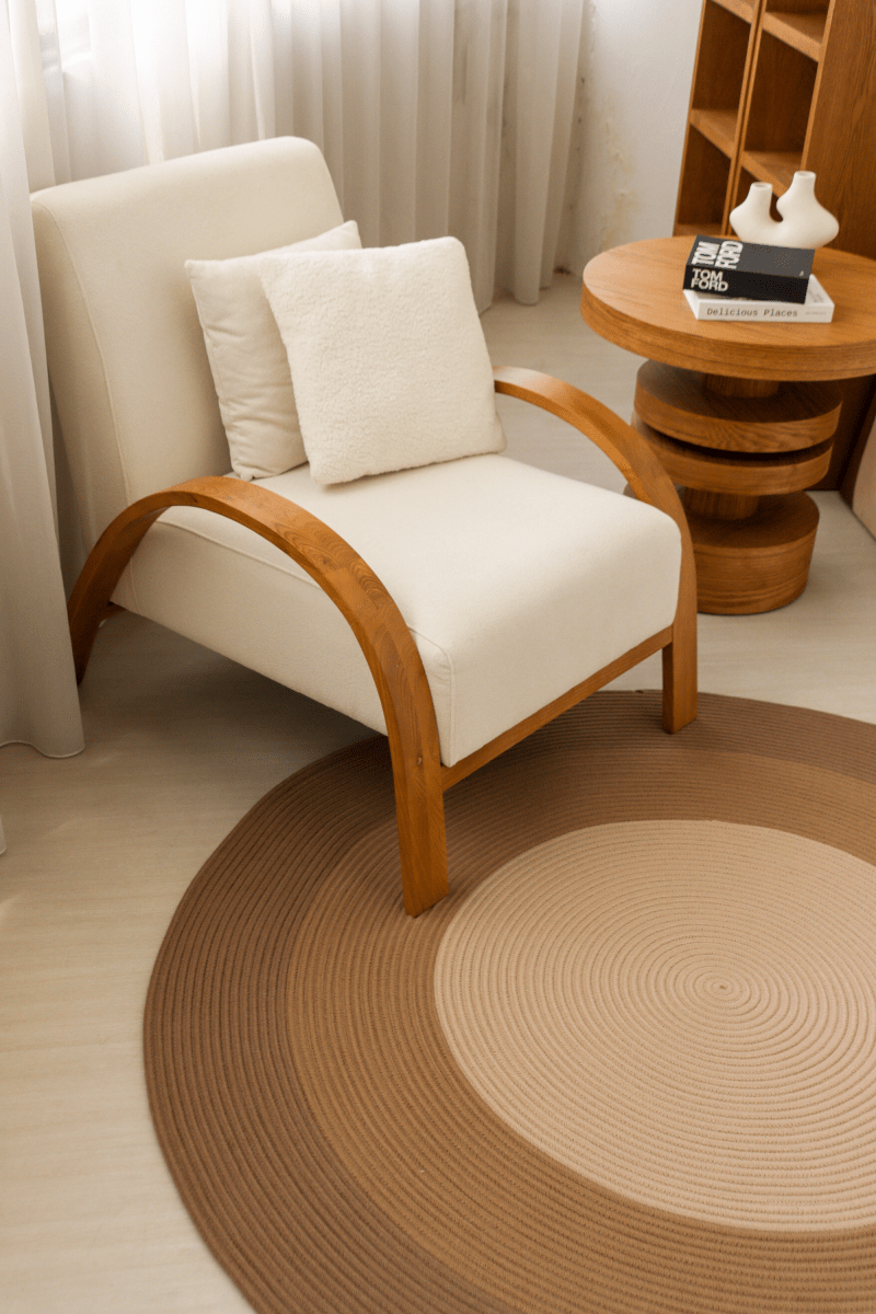 Trinity Oak Round Carpet | 100% Nylon | Dual - Sided - The Carpetier™