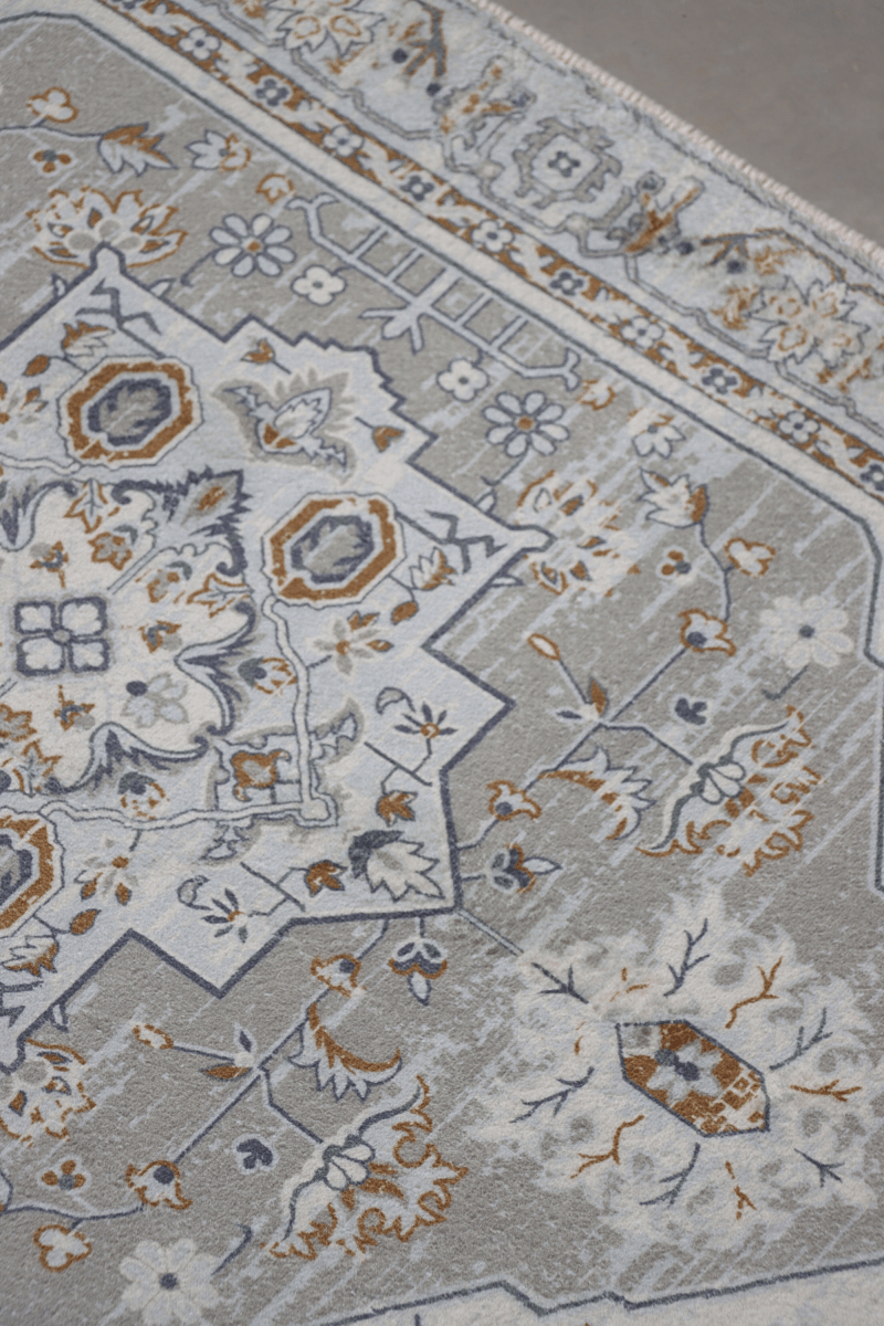 Vintage Palace Floor Mat | Polyfibre Cashmere - The Carpetier™