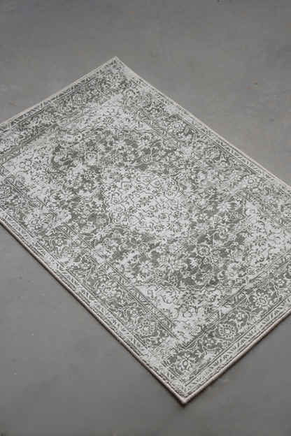 Vintage Stonecourt Floor Mat | Polyfibre Cashmere - The Carpetier™