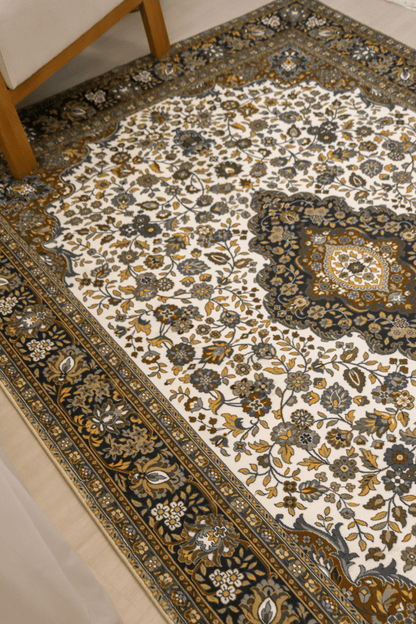 White Gold Medallion Carpet | Polyfibre Cashmere - The Carpetier™