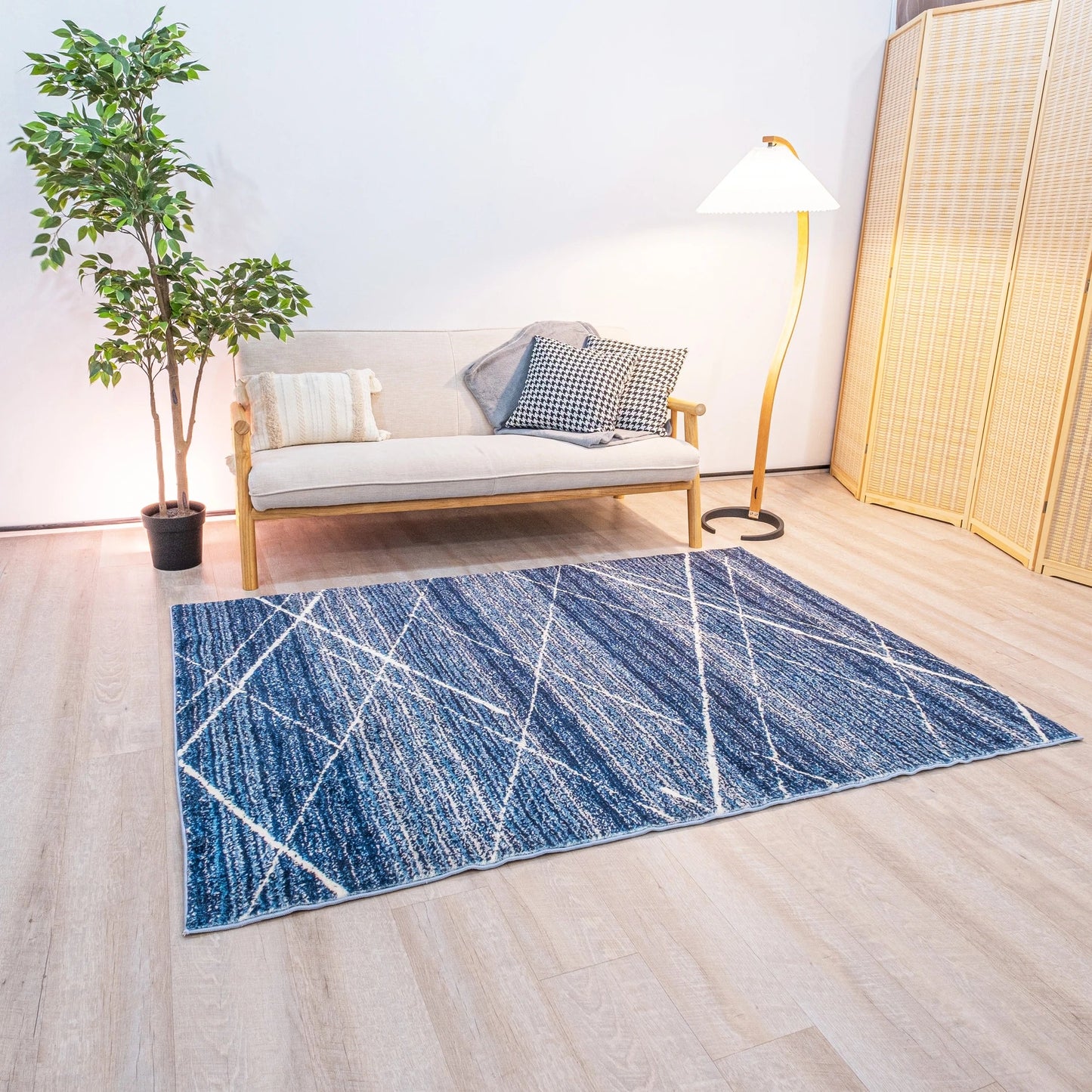 M-2463 Modern Carpet - The Carpetier™