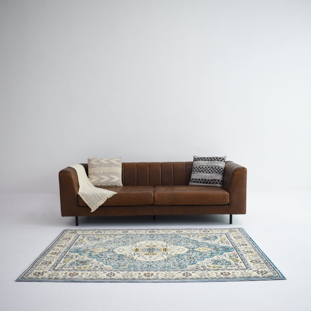 P-8168 Persian Carpet | Polyfibre Cashmere Series - The Carpetier™