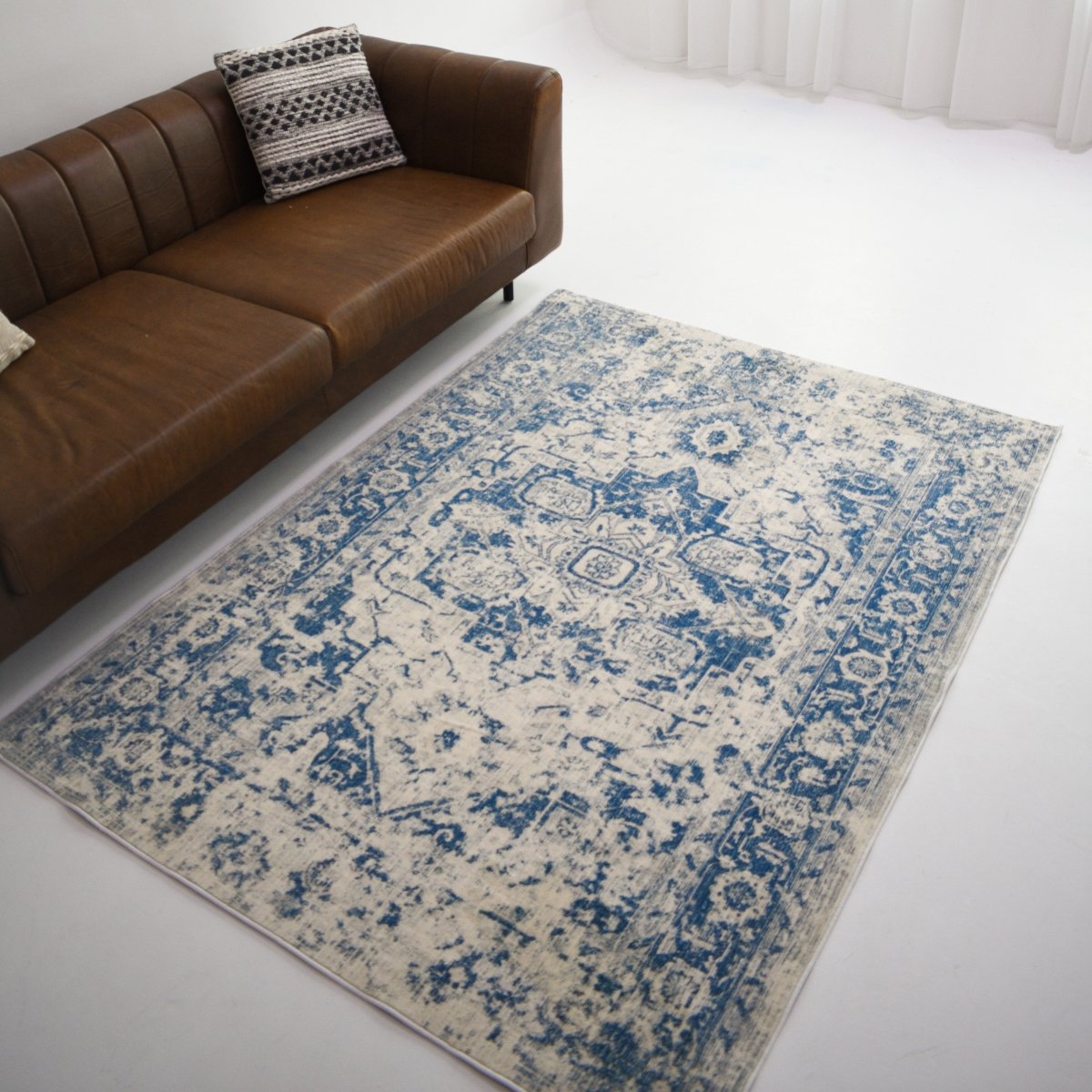 P-8386 Persian Carpet | Polyfibre Cashmere Series - The Carpetier™