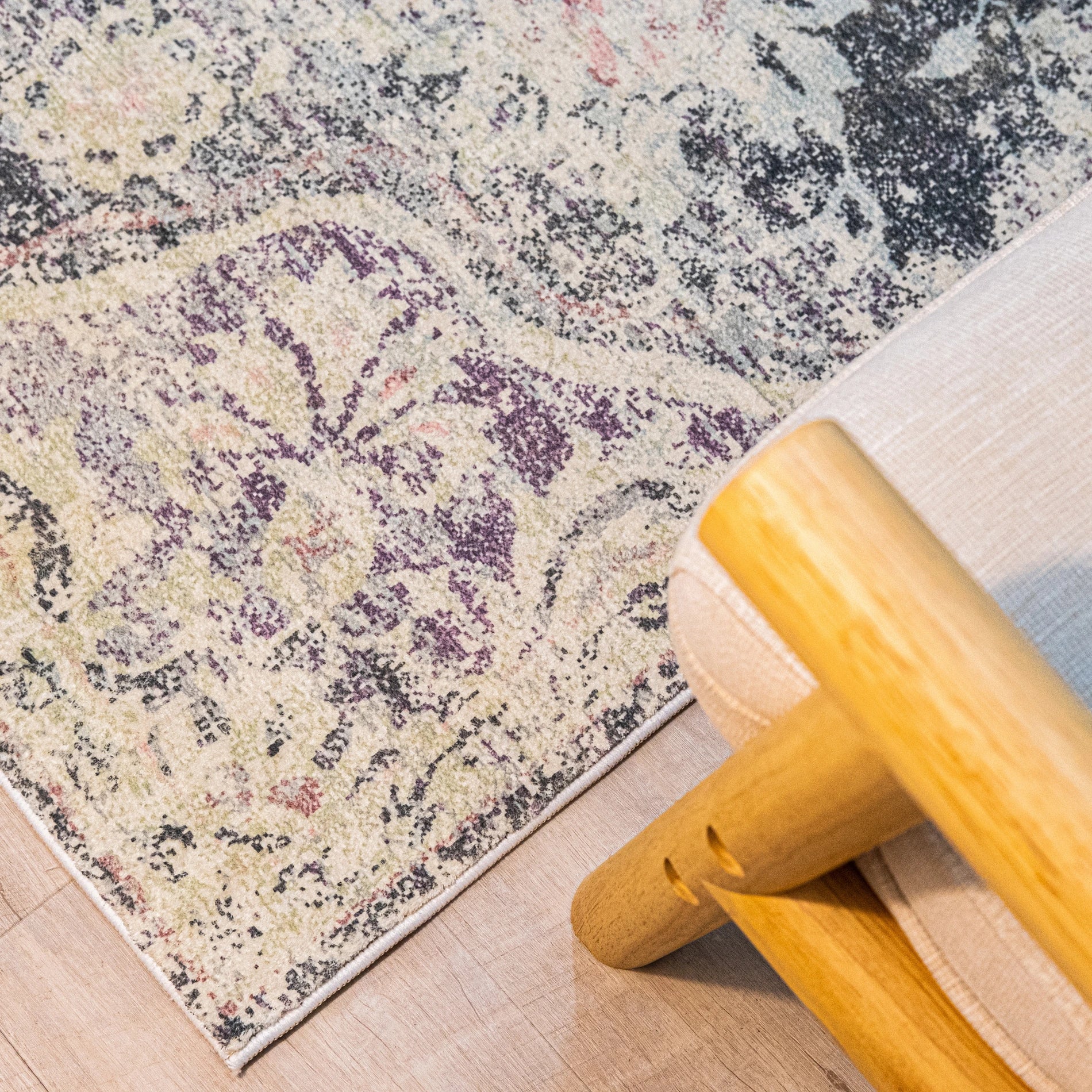 P-8810 Persian Carpet - The Carpetier™